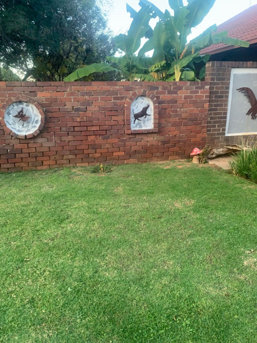 2 Bedroom Property for Sale in Meiringspark North West